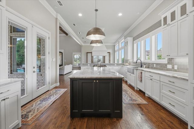 167 Crooked Creek Lane, Aledo, TX 76008