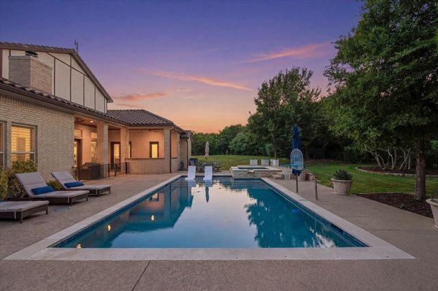 167 Crooked Creek Lane, Aledo, TX 76008