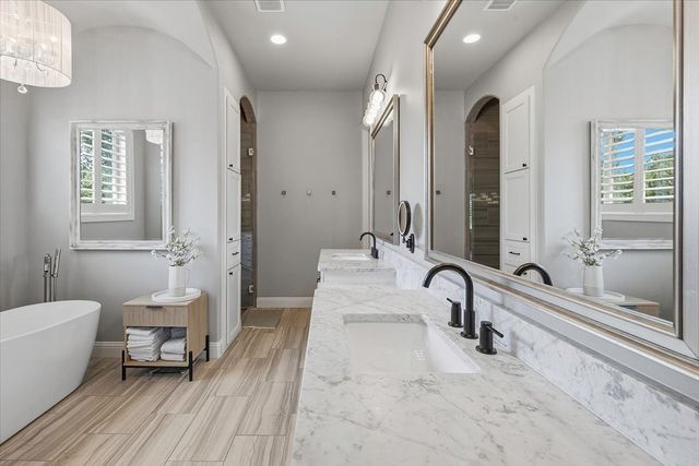 167 Crooked Creek Lane, Aledo, TX 76008