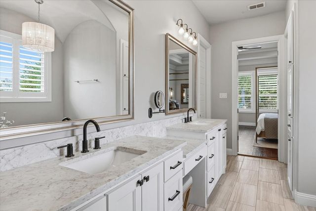 167 Crooked Creek Lane, Aledo, TX 76008