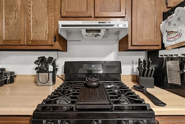 715 N Division Street, Coweta, OK 74429