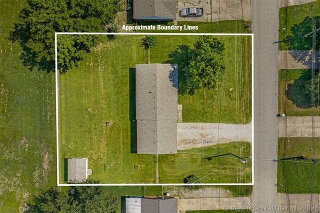 715 N Division Street, Coweta, OK 74429