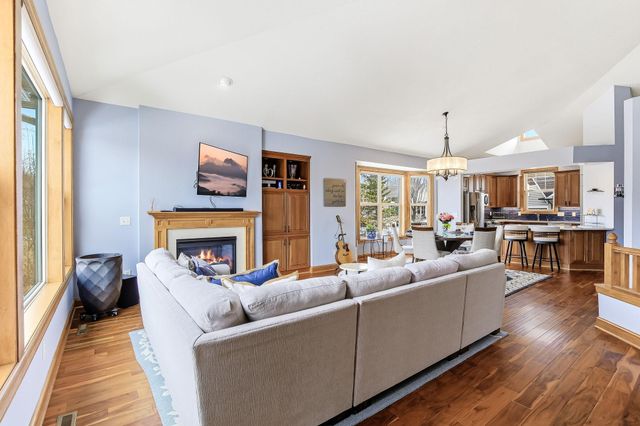 5129 Wild Marsh Drive, White Bear Lake, MN 55110