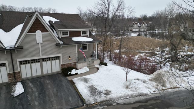 5129 Wild Marsh Drive, White Bear Lake, MN 55110