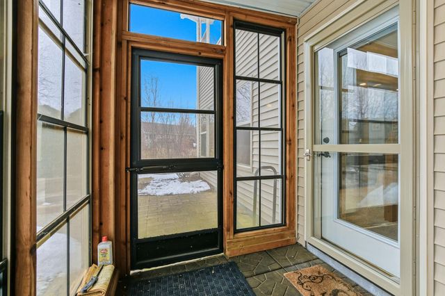 5129 Wild Marsh Drive, White Bear Lake, MN 55110