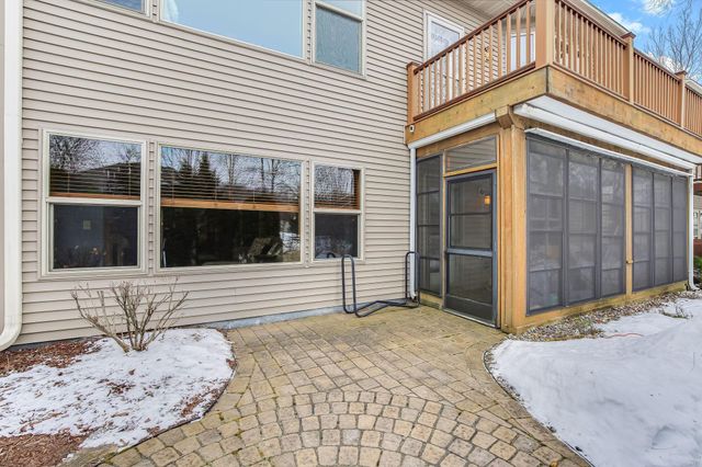 5129 Wild Marsh Drive, White Bear Lake, MN 55110