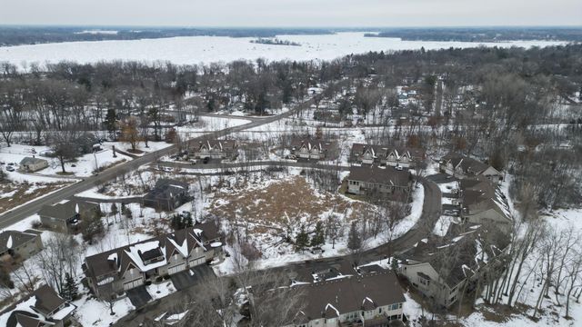 5129 Wild Marsh Drive, White Bear Lake, MN 55110