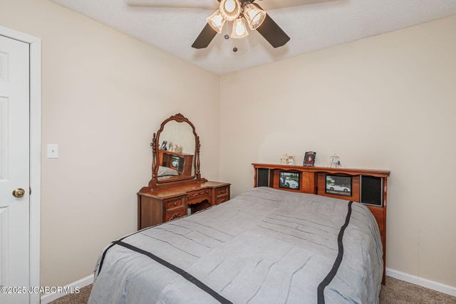 122 W HAVEN DRIVE, Jefferson City, MO 65109