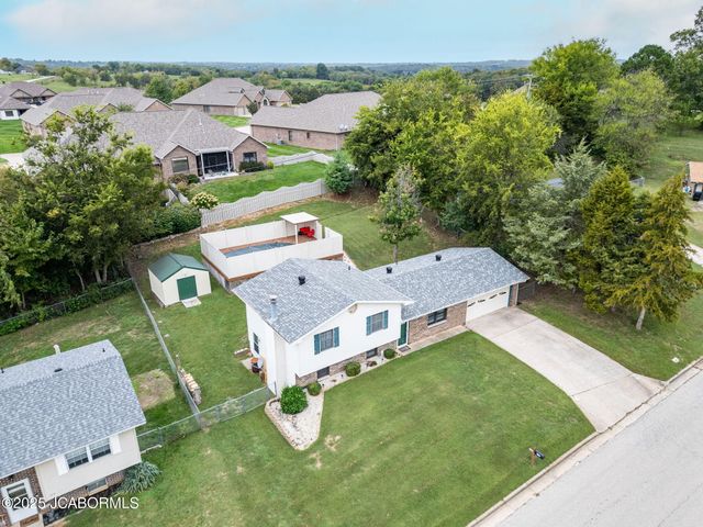 122 W HAVEN DRIVE, Jefferson City, MO 65109