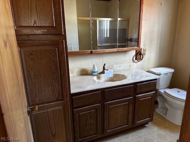 983 E 179 Street, Cleveland, OH 44119