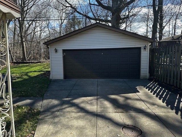 983 E 179 Street, Cleveland, OH 44119