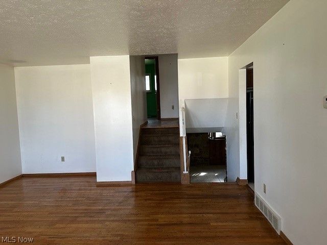 983 E 179 Street, Cleveland, OH 44119