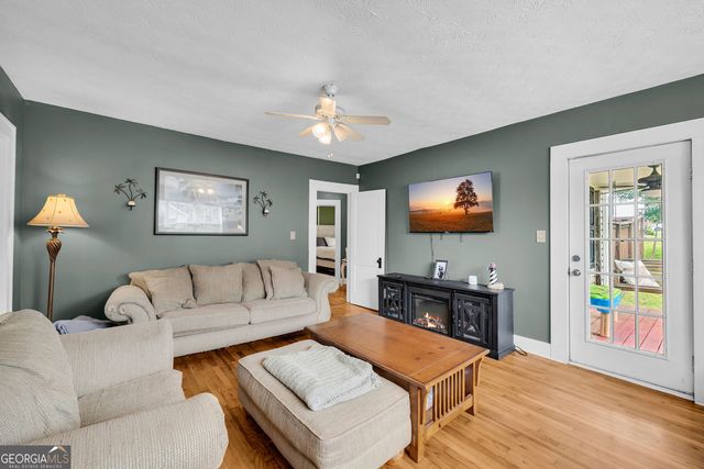 43 Hood Street, Commerce, GA 30529