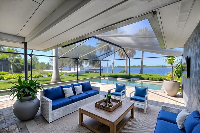 4867 E Riverside DR, Fort Myers, FL 33905