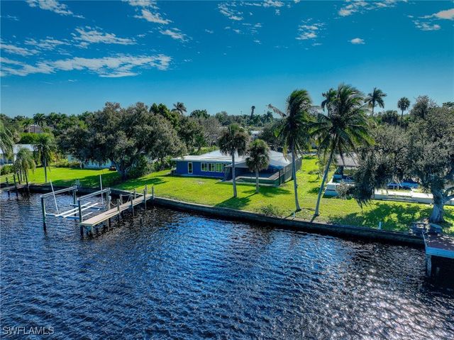 4867 E Riverside DR, Fort Myers, FL 33905
