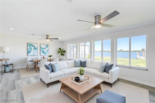 4867 E Riverside DR, Fort Myers, FL 33905