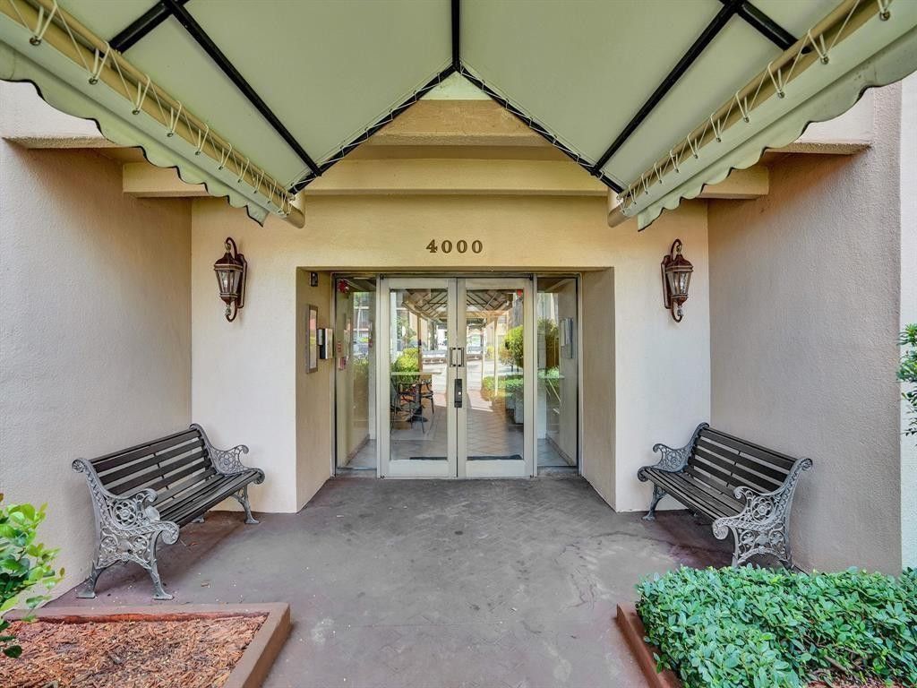 4000 N Hills Drive 25, Hollywood, FL 33021