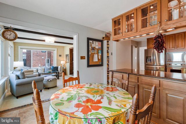 6211 LANGSTON BLVD, Arlington, VA 22205