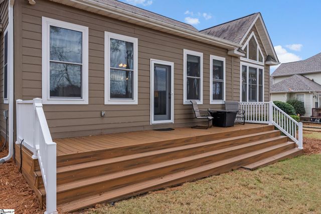 32 Laurelcrest Lane, Travelers Rest, SC 29690