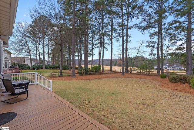 32 Laurelcrest Lane, Travelers Rest, SC 29690