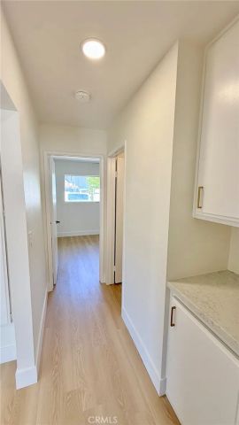 28196 Robin, Saugus, CA 91350