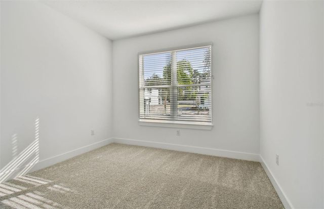 9832 AUTUMN RIDGE AVENUE, Riverview, FL 33578