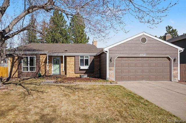 8621 W Hinsdale Place, Littleton, CO 80128