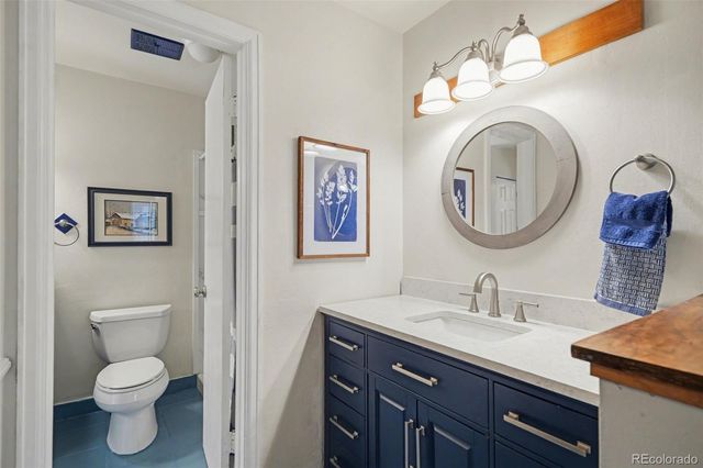 8621 W Hinsdale Place, Littleton, CO 80128