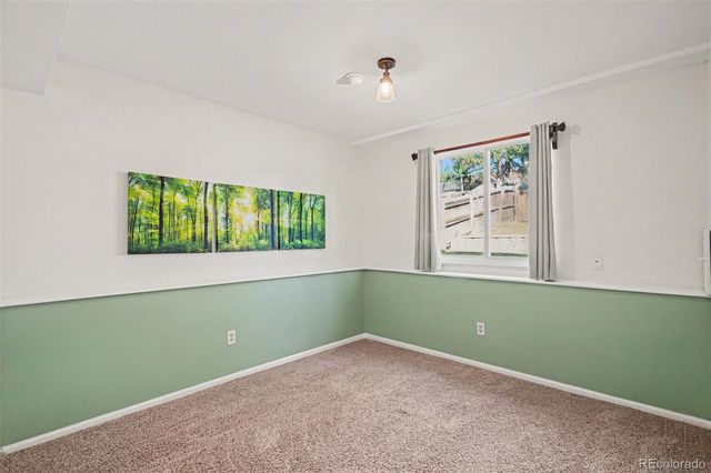 8621 W Hinsdale Place, Littleton, CO 80128