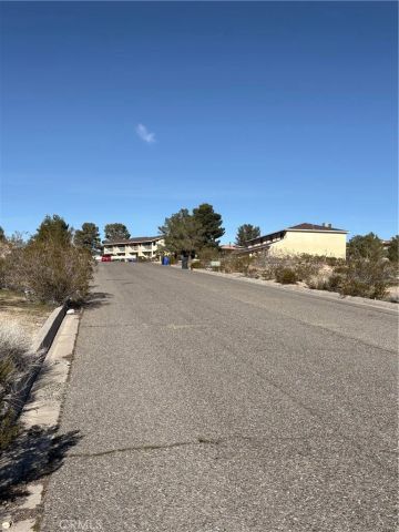 0 Viho, Apple Valley, CA 92307