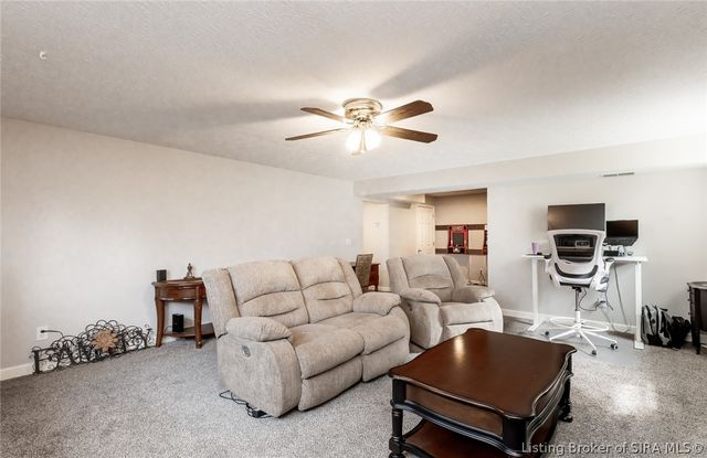 12409 Covered Bridge Road, Sellersburg, IN 47172
