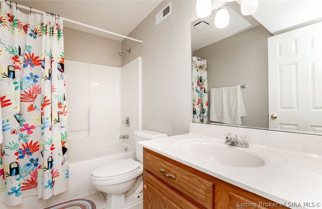 12409 Covered Bridge Road, Sellersburg, IN 47172