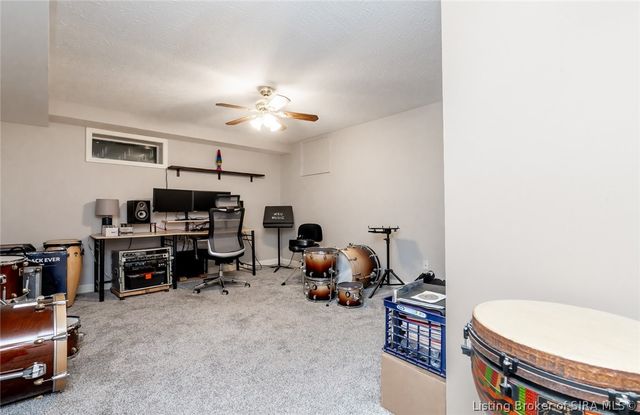 12409 Covered Bridge Road, Sellersburg, IN 47172