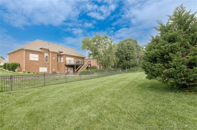 12409 Covered Bridge Road, Sellersburg, IN 47172