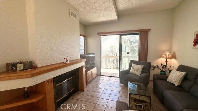 4900 N Grand 206, Covina, CA 91724