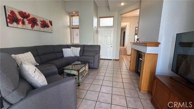 4900 N Grand 206, Covina, CA 91724