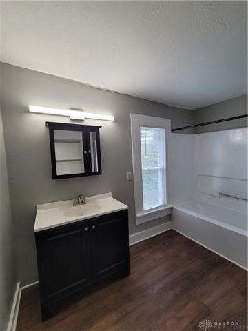 66 Barnett Street 64, Dayton, OH 45402