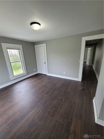 66 Barnett Street 64, Dayton, OH 45402
