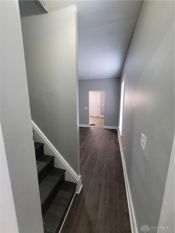 66 Barnett Street 64, Dayton, OH 45402