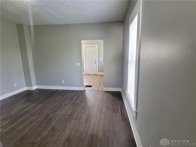 66 Barnett Street 64, Dayton, OH 45402