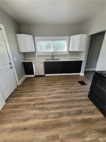 66 Barnett Street 64, Dayton, OH 45402