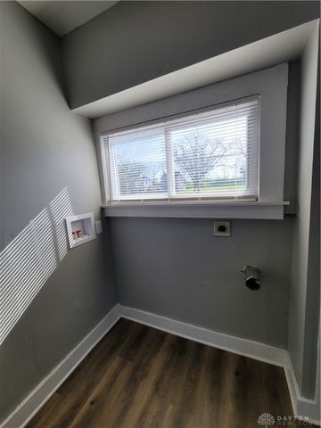 66 Barnett Street 64, Dayton, OH 45402