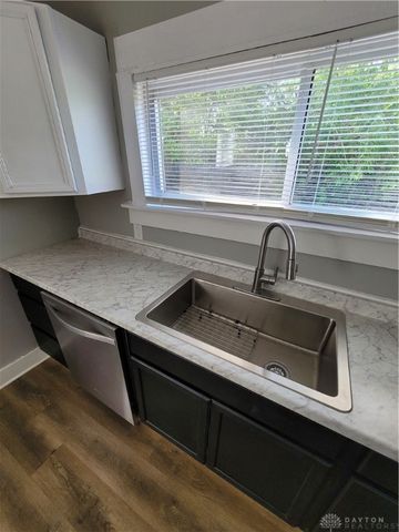 66 Barnett Street 64, Dayton, OH 45402
