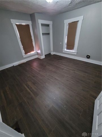 66 Barnett Street 64, Dayton, OH 45402