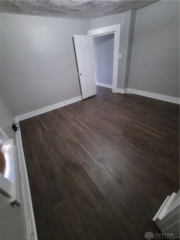 66 Barnett Street 64, Dayton, OH 45402