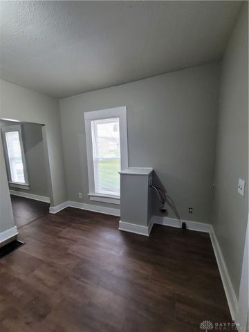 66 Barnett Street 64, Dayton, OH 45402