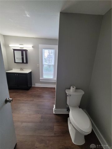 66 Barnett Street 64, Dayton, OH 45402