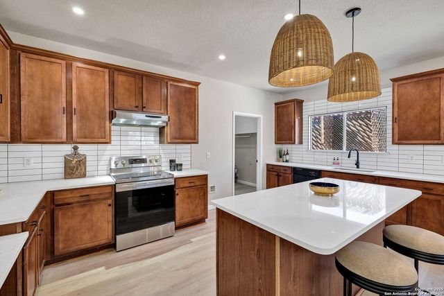 8115 Puente, San Antonio, TX 78223