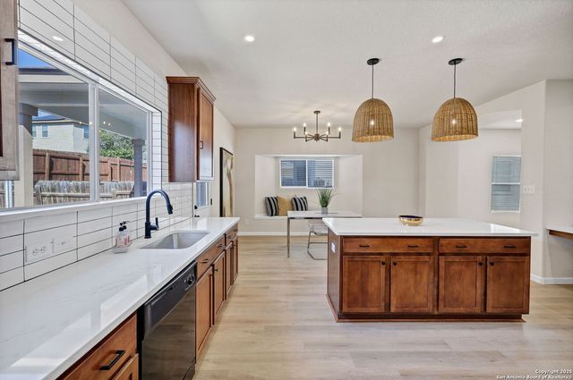 8115 Puente, San Antonio, TX 78223