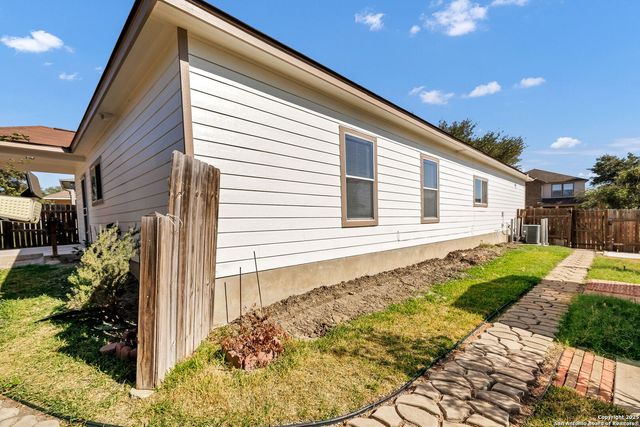 8115 Puente, San Antonio, TX 78223